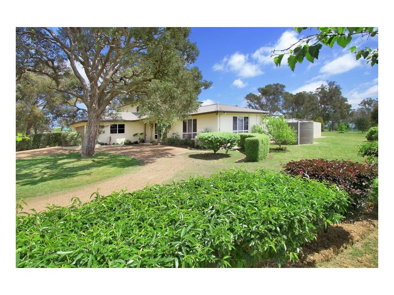 238 Bundarra Road, Armidale NSW 2350