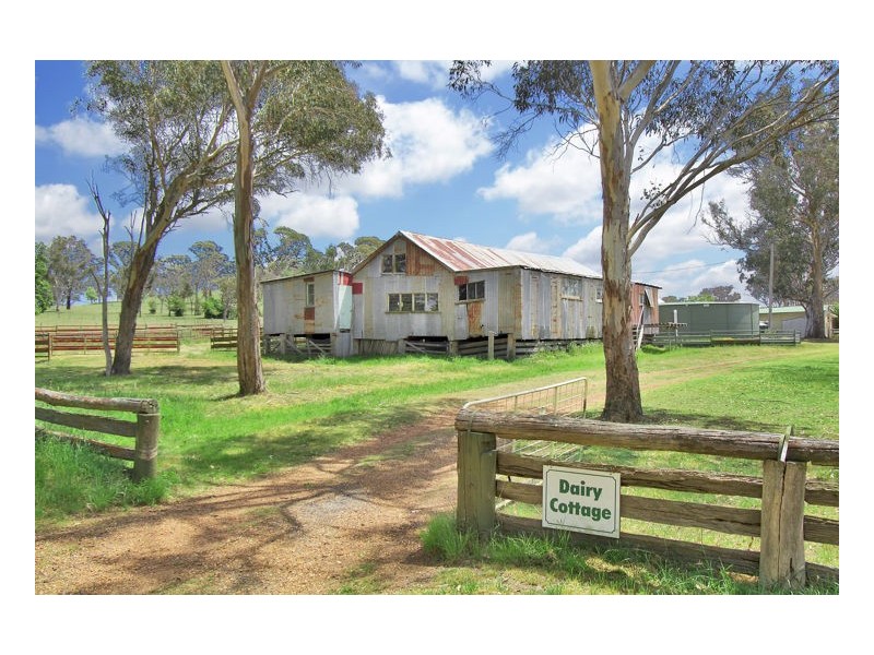 238 Bundarra Road, Armidale NSW 2350