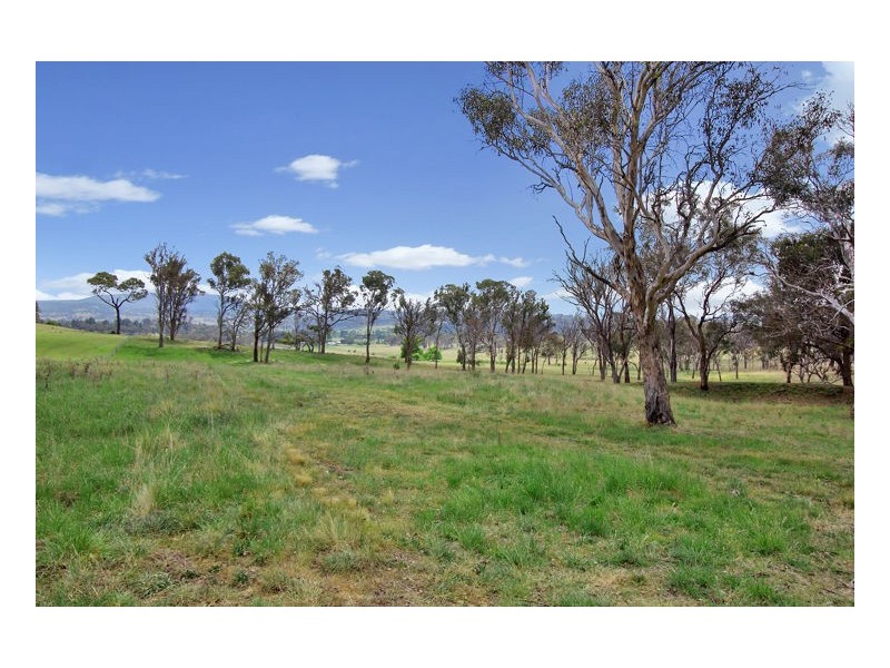 238 Bundarra Road, Armidale NSW 2350