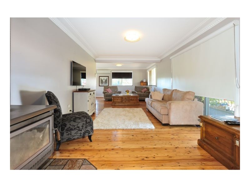 13 Merinda Place., Armidale NSW 2350