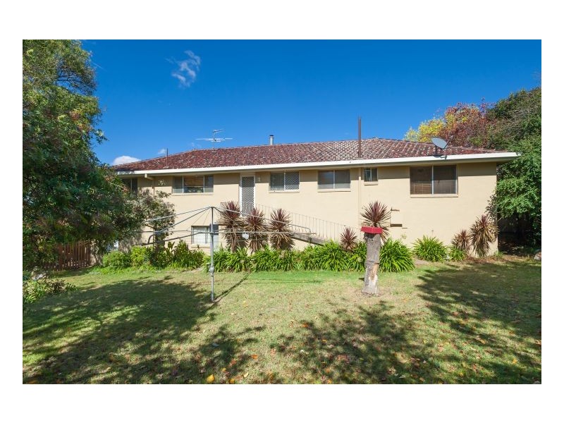 13 Merinda Place., Armidale NSW 2350