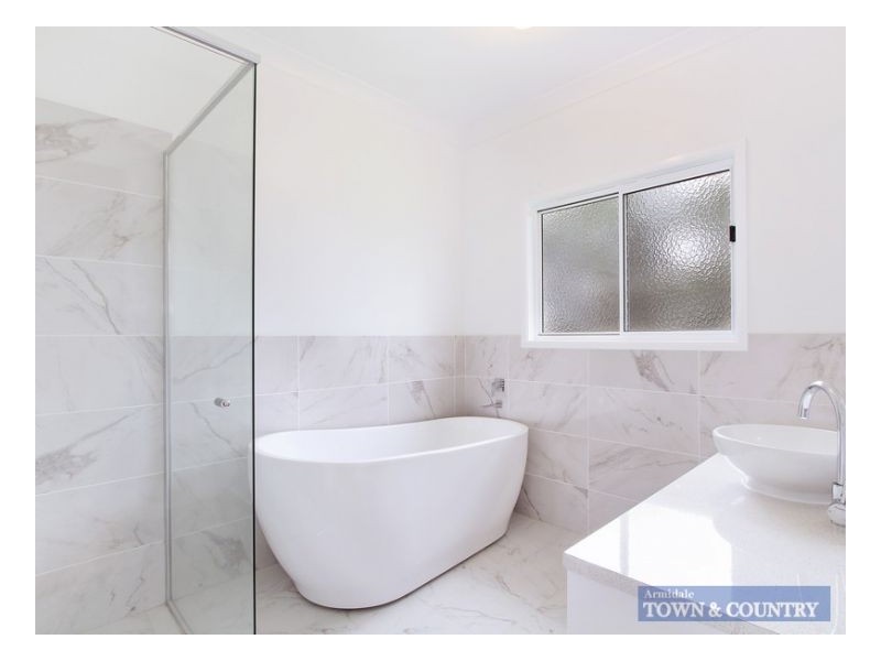 53 Kareela Road, Armidale NSW 2350