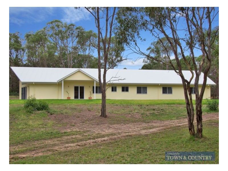 53 Kareela Road, Armidale NSW 2350