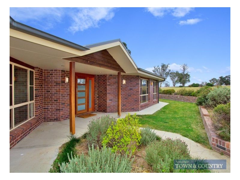 4 Stoney Ridge Road, Armidale NSW 2350