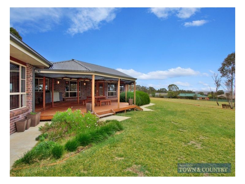 4 Stoney Ridge Road, Armidale NSW 2350