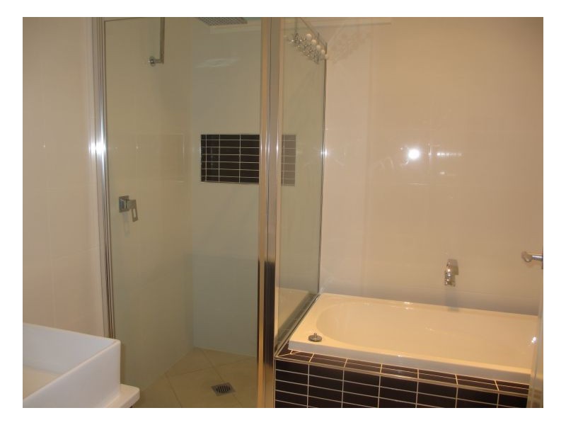 136 Barney Street, Armidale NSW 2350