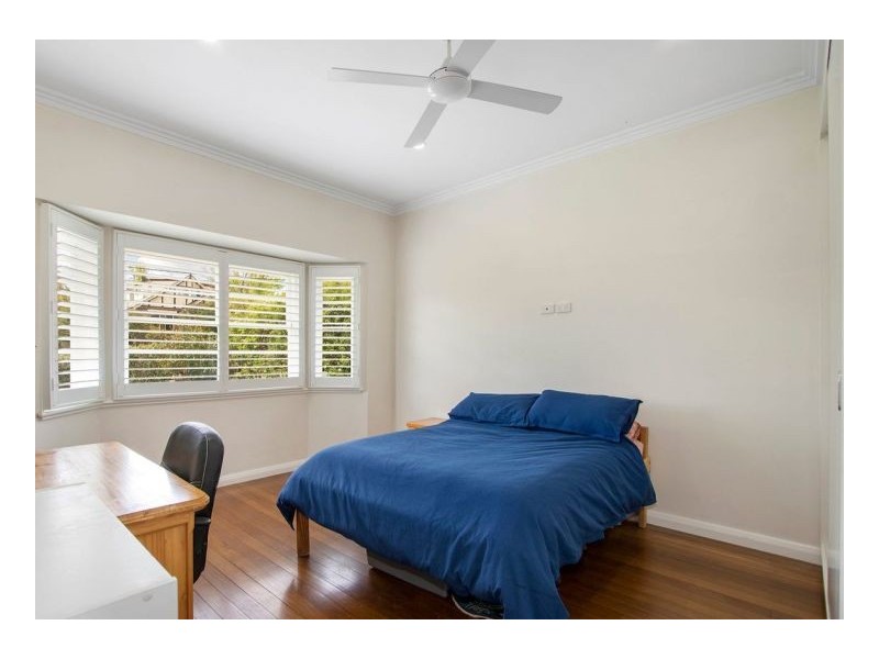 136 Barney Street, Armidale NSW 2350