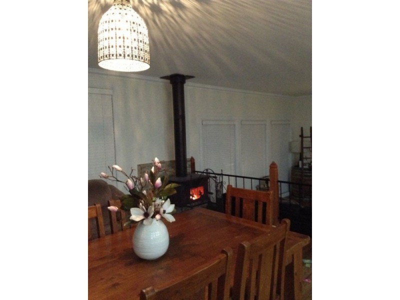 69 Bridge Street, Uralla NSW 2358