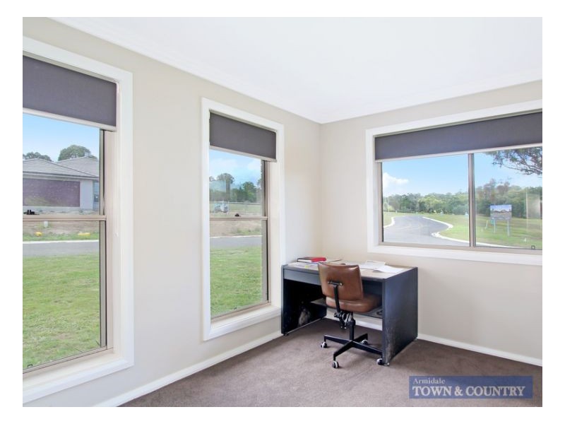 7 Schaefer Drive, Armidale NSW 2350