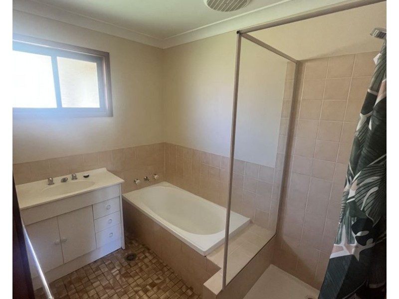 4/196 Rusden St, Armidale NSW 2350