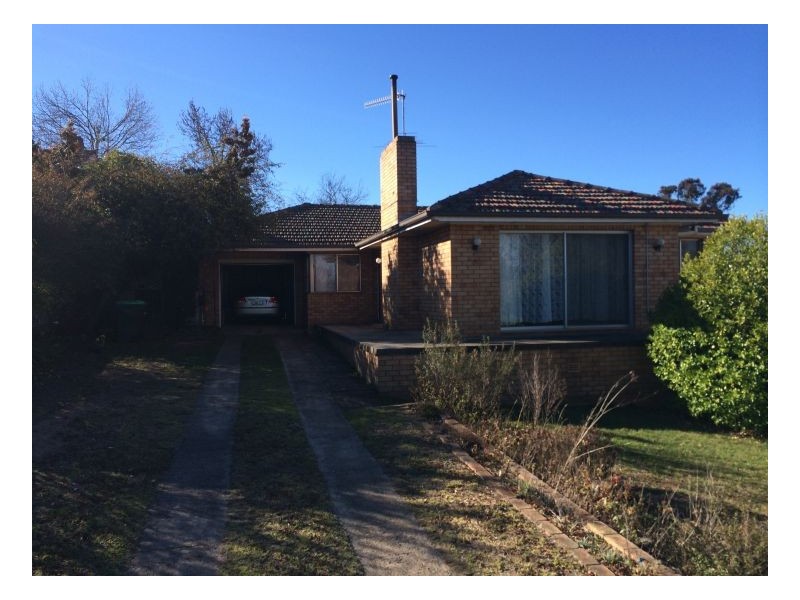 5 Richardson Avenue, Armidale NSW 2350