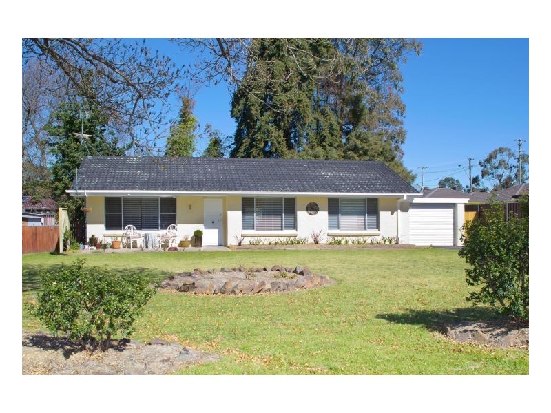 4 Dorothy Avenue, Armidale NSW 2350