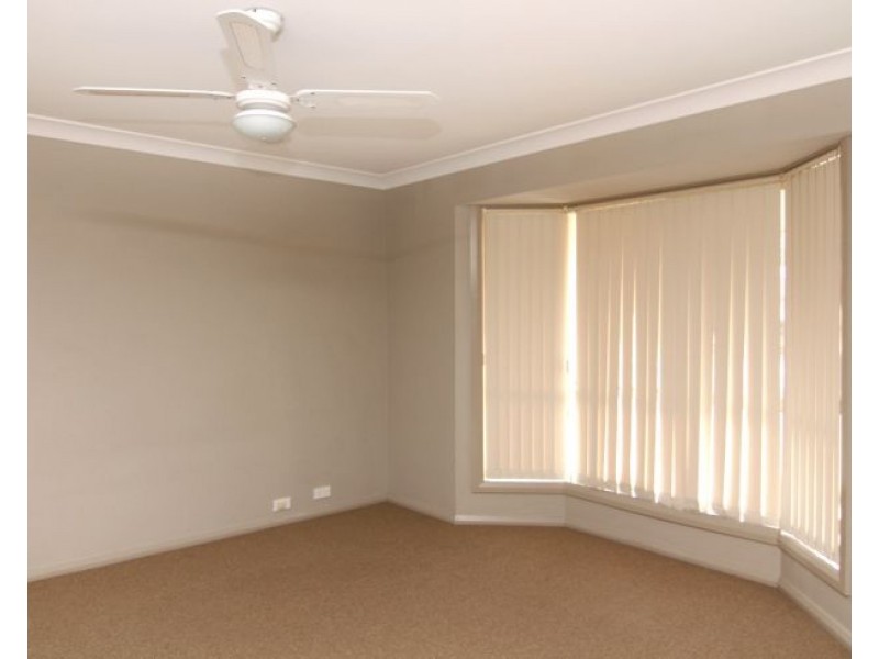 1/32 Golden Grove, Armidale NSW 2350