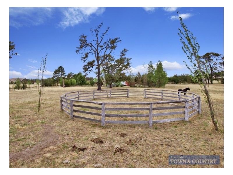 800 Boorolong Road, Armidale NSW 2350