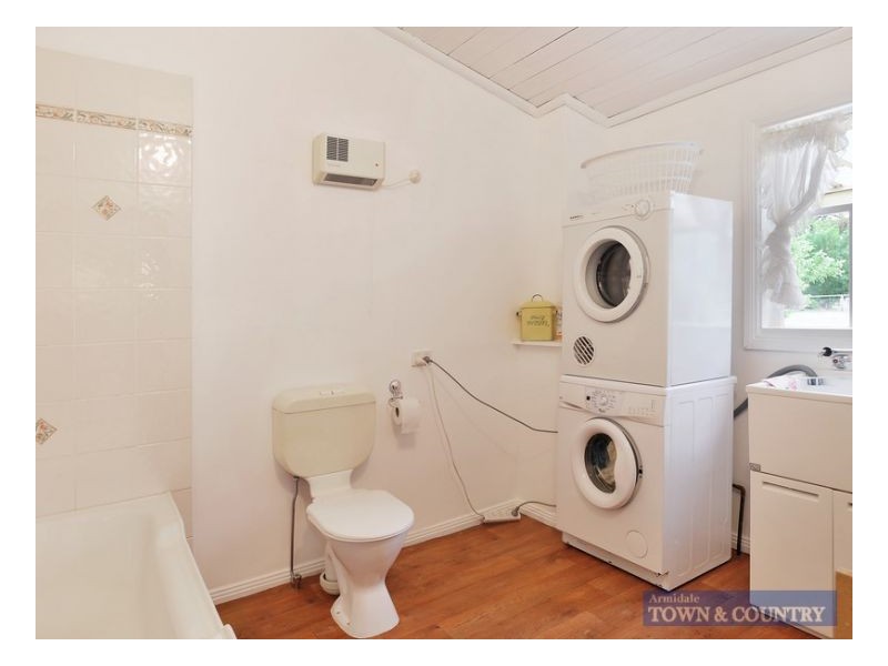 800 Boorolong Road, Armidale NSW 2350