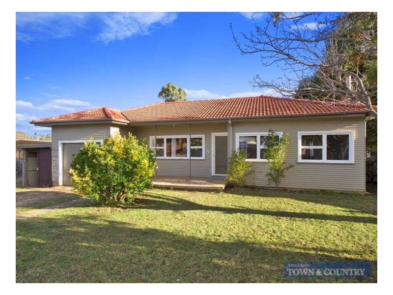 22 Roslyn Avenue, Armidale NSW 2350