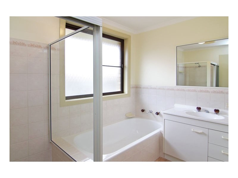 10 Patricia Close, Armidale NSW 2350