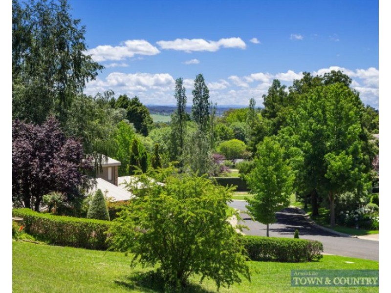 12 Napier Court, Armidale NSW 2350