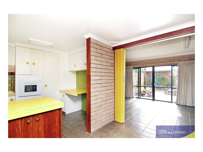 2/11 Barclay Street., Armidale NSW 2350
