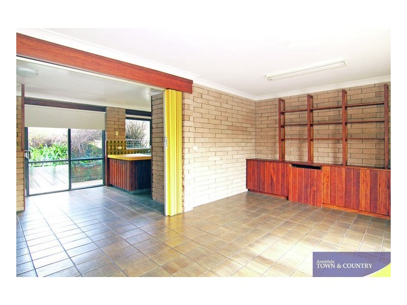 2/11 Barclay Street., Armidale NSW 2350