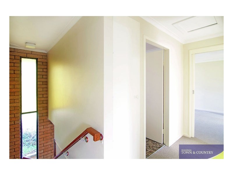 2/11 Barclay Street., Armidale NSW 2350