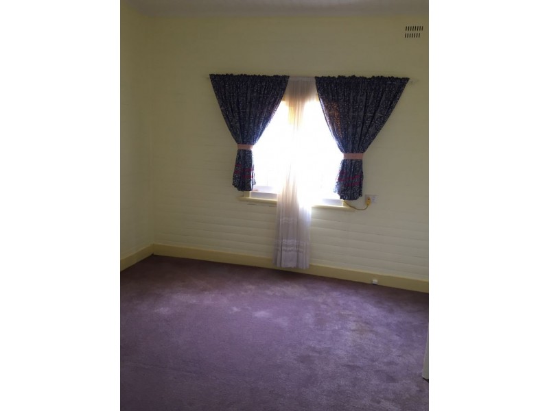 290 Rusden Street, Armidale NSW 2350