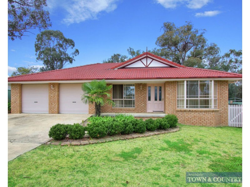 9 Norris Drive, Armidale NSW 2350