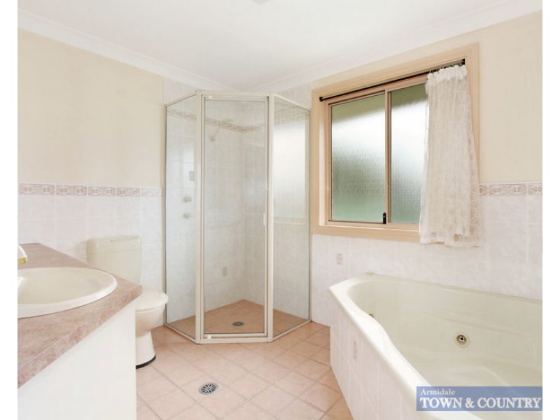 9 Norris Drive, Armidale NSW 2350