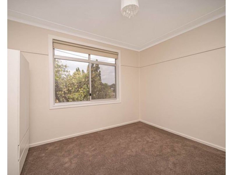2 Barney Street, Armidale NSW 2350