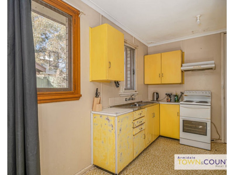 33 Northcott Street, Armidale NSW 2350