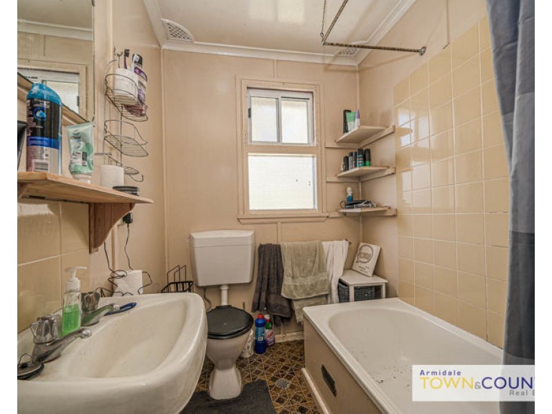 33 Northcott Street, Armidale NSW 2350