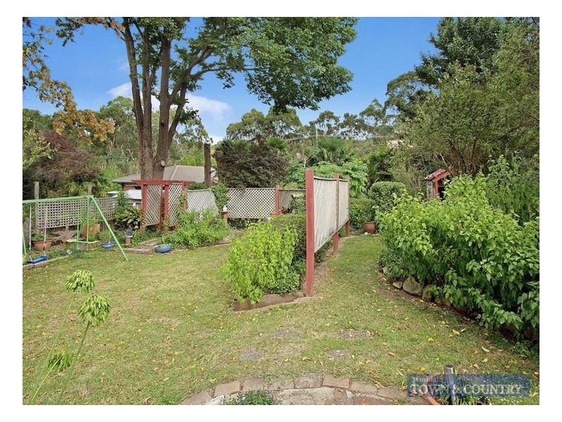 6 Mayfield Avenue, Armidale NSW 2350