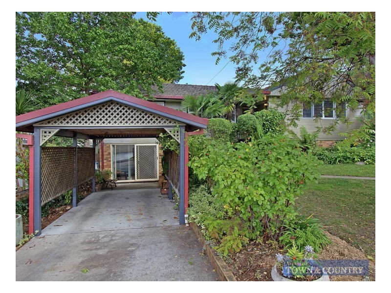 6 Mayfield Avenue, Armidale NSW 2350