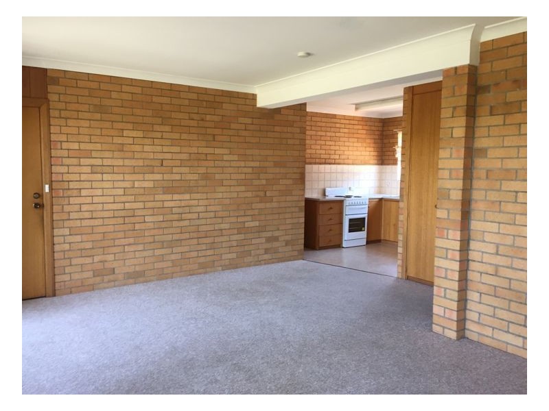 2/197 Donnelly Street, Armidale NSW 2350