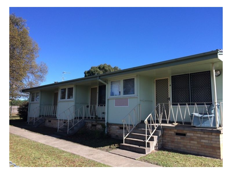 4/198 Canambe Street, Armidale NSW 2350