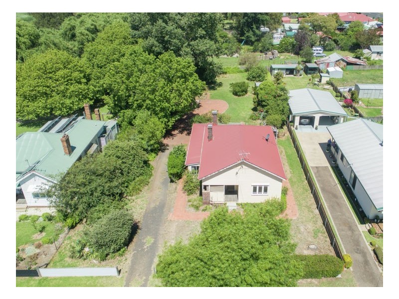 55 Ohio Street, Armidale NSW 2350