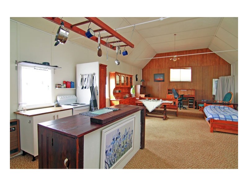 22-24. Blue Knobby Road, Armidale NSW 2350