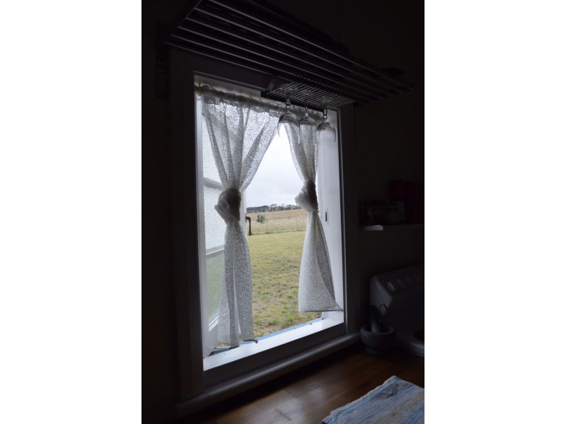 22-24. Blue Knobby Road, Armidale NSW 2350