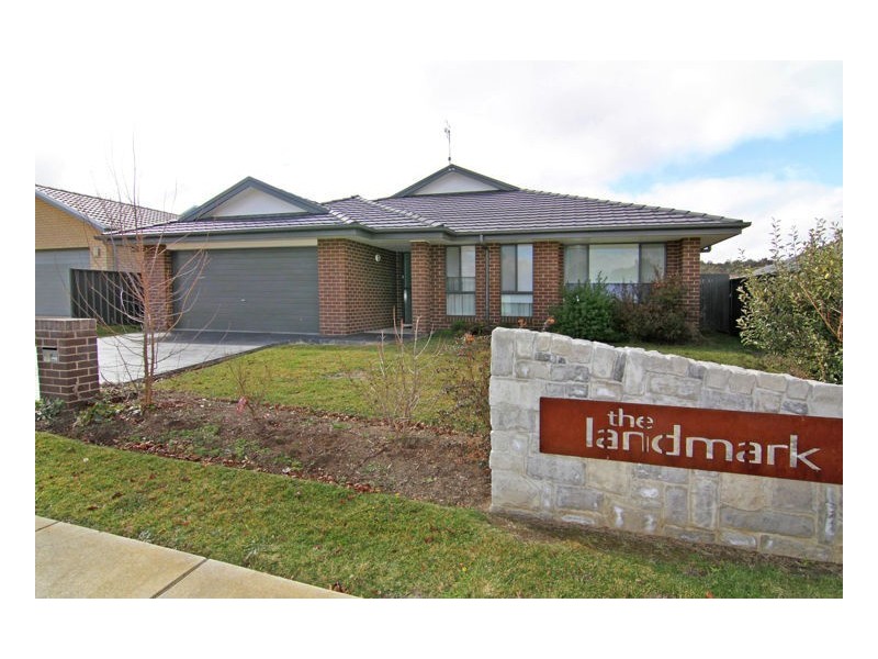 28 Albion Close, Armidale NSW 2350