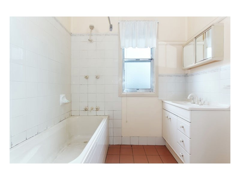 194 Mann Street, Armidale NSW 2350