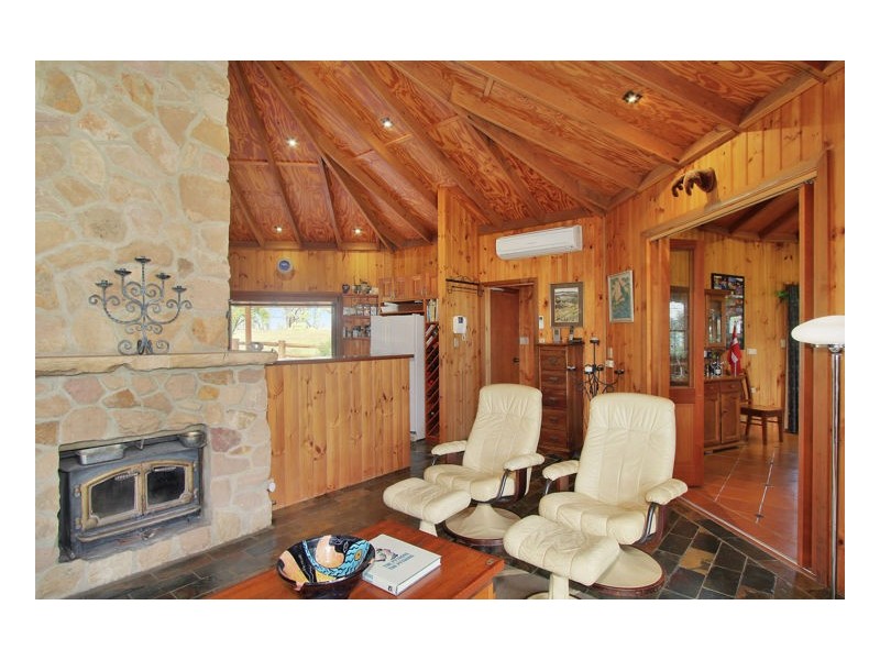 88 Gara Road, Armidale NSW 2350