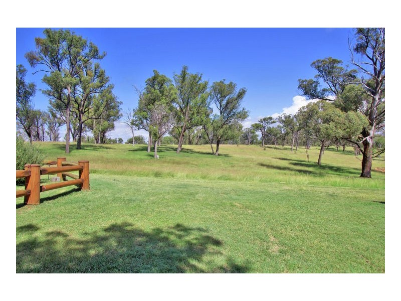 88 Gara Road, Armidale NSW 2350