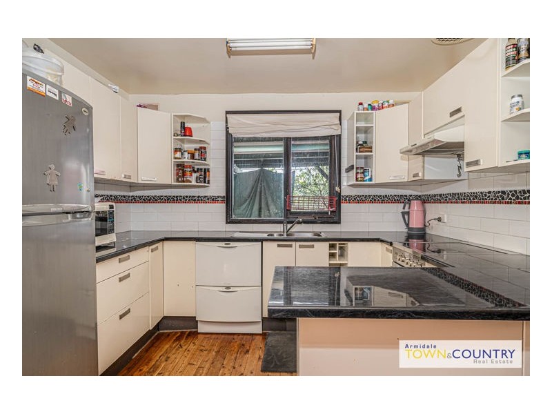 21 Trim Street, Armidale NSW 2350