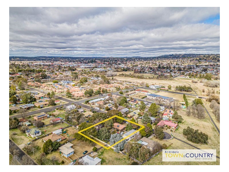 21 Trim Street, Armidale NSW 2350