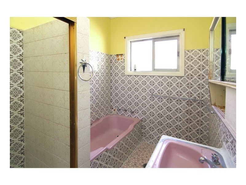 174 Chapel Street, Armidale NSW 2350