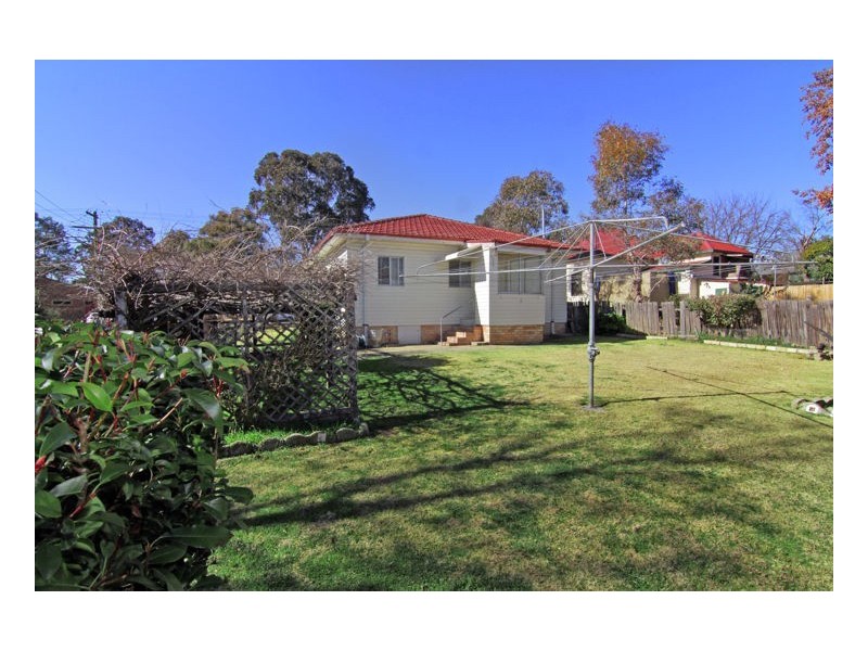 174 Chapel Street, Armidale NSW 2350