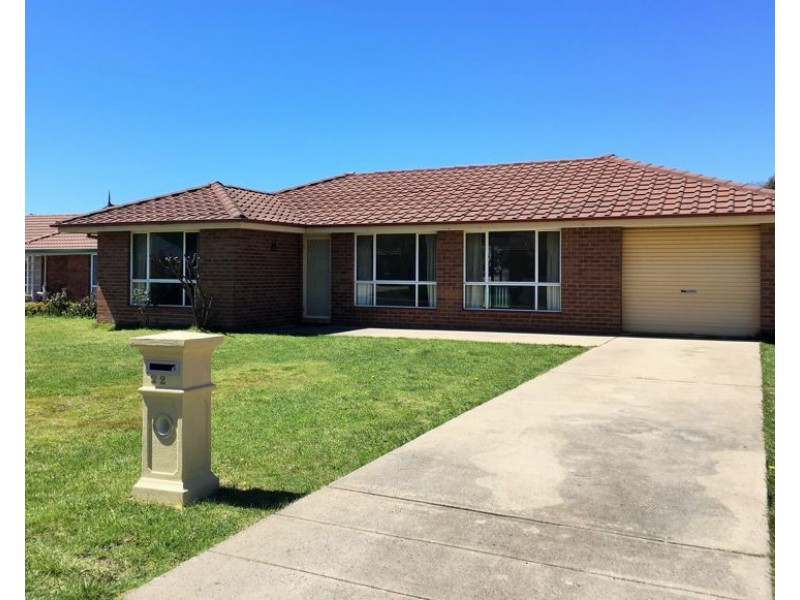 32 Alahna Drive, Armidale NSW 2350