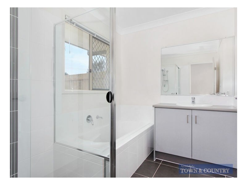 40 Manse Street, Guyra NSW 2365