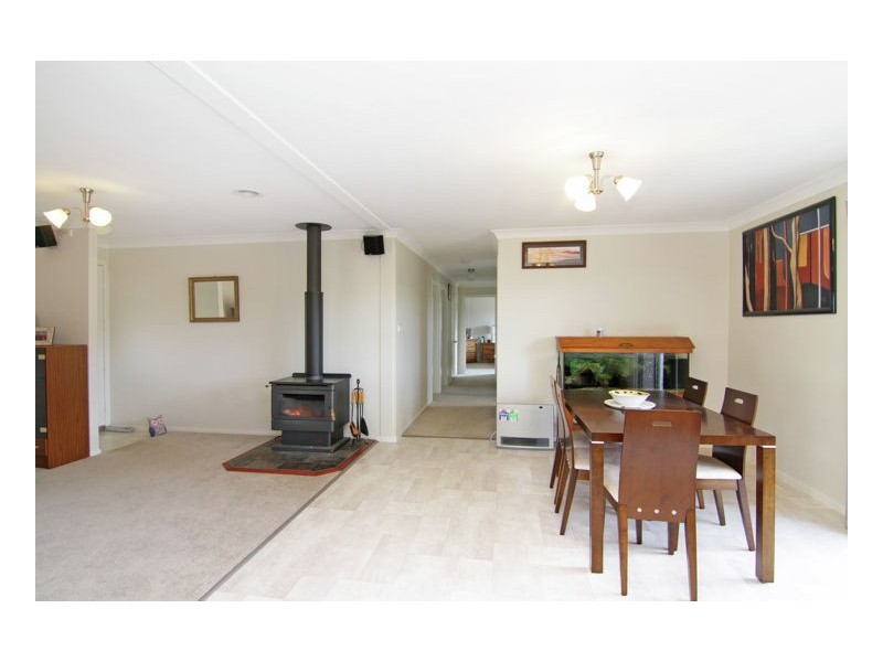 4 Leece Road, Uralla NSW 2358