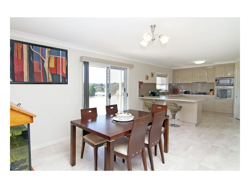 4 Leece Road, Uralla NSW 2358